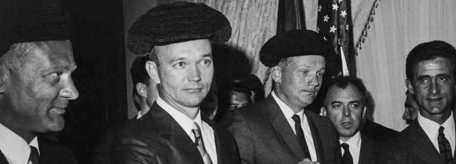 La Virgen de Luna y los astronautas.